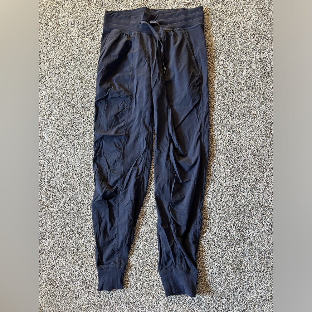 Lululemon dance studio joggers